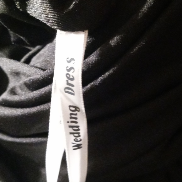 Strapless Opened Back Wedding Dress - Picture 9 of 10